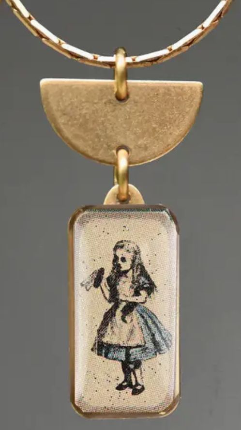 1/2 MOON ALICE NECKLACE