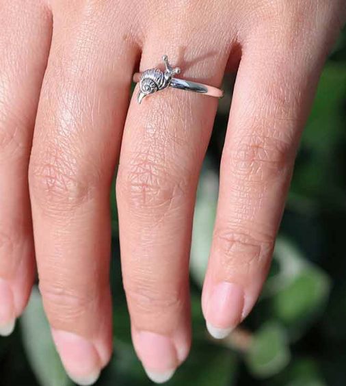 SLV SNAIL RING