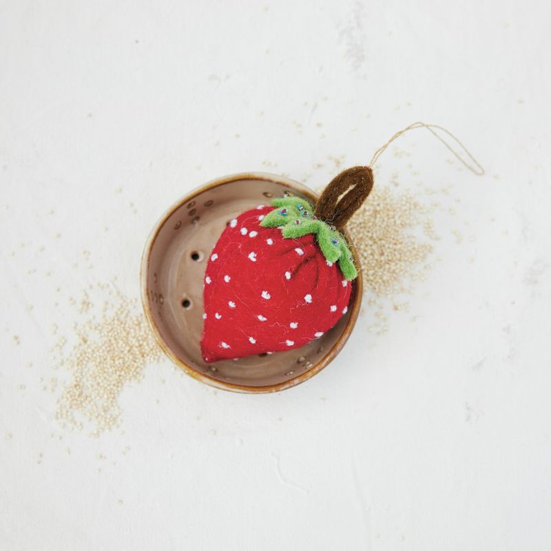 FELT STRAWBERRY ORNAMENT