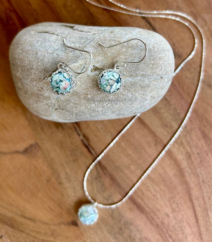 Buehla Necklace