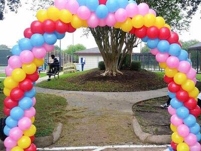 Balloon Arch (Outside)