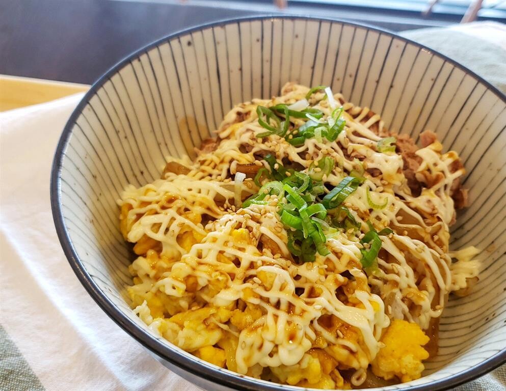 Tuna Rice Bowl (참치 마요 덮밥)
