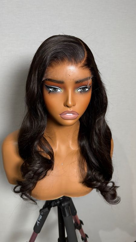 Unité Youri 5*5 lace HD 20 Unité Youri 5*5 lace HD 20" 210% density