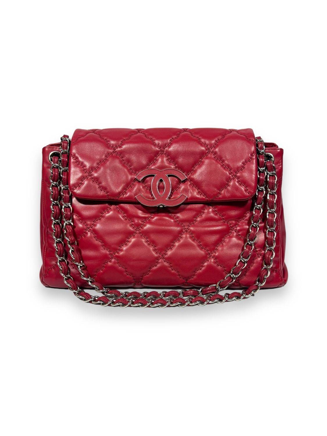 Chanel Calfskin Double Stitch Large Hamptons Flap Red