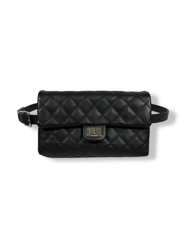 Chanel Grained Calfskin Quilted 2.55 Reissue Flap Bag Clutch