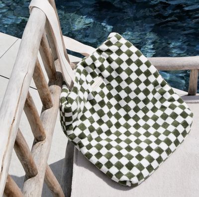 Checkered Sponge Tote Olive