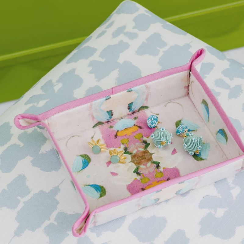 Monet&#39;s Garden Pink Snap Tray