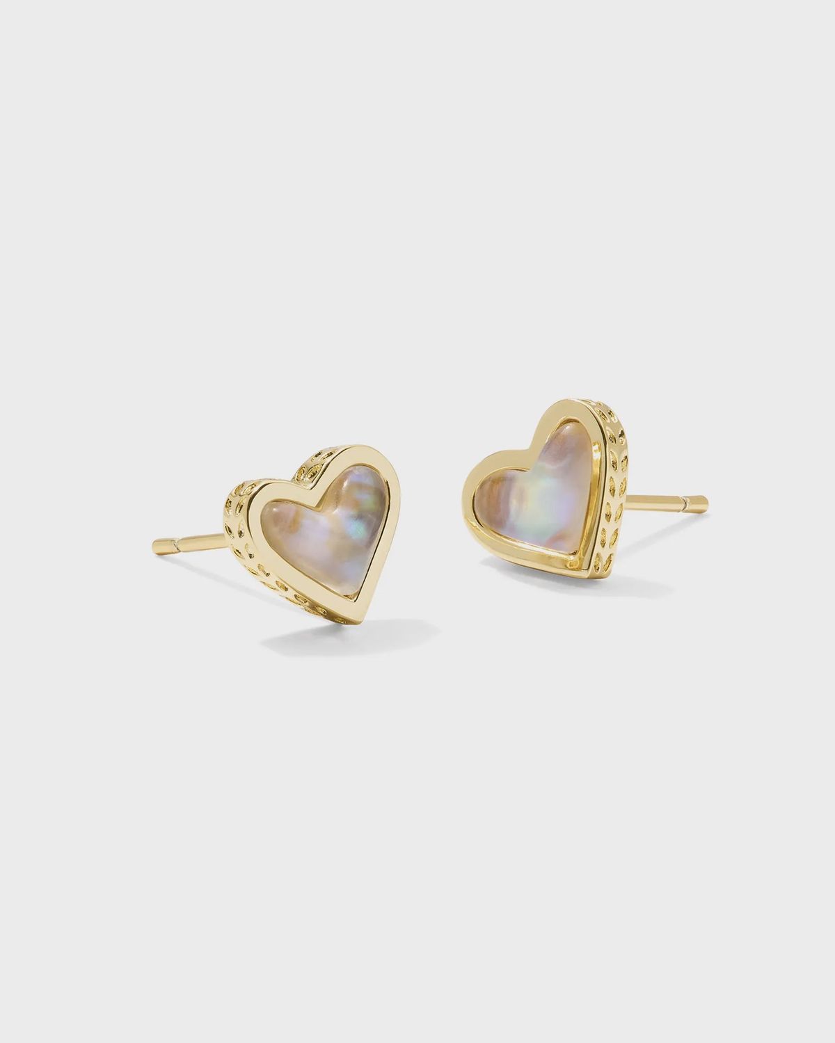 Ari Heart Stud E/R-Gold Iridescent Abalone