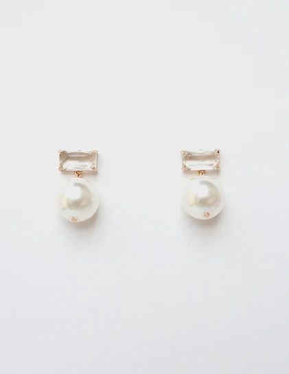 Snow Pearl Earrings