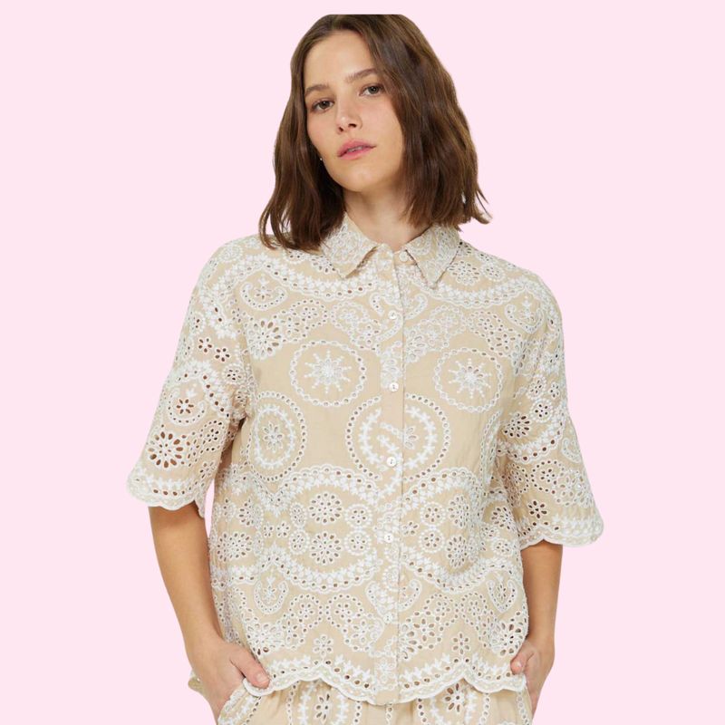 Natural Eyelet Top w/Scalloped Hem