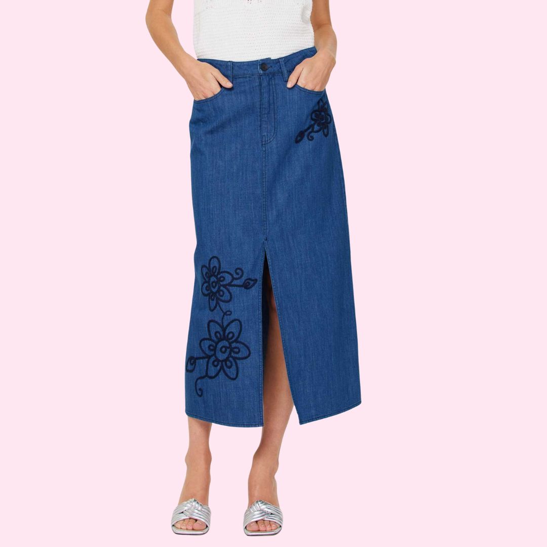 MIDI SKIRT WITH EMBROIDERY