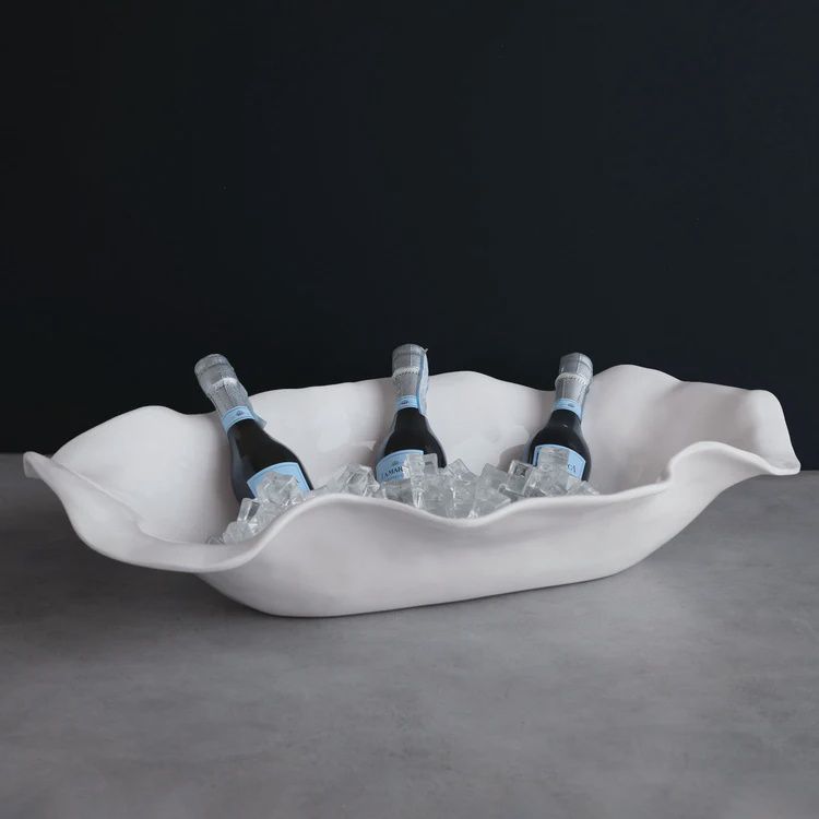 Vida Havana XL White Oval Centerpiece