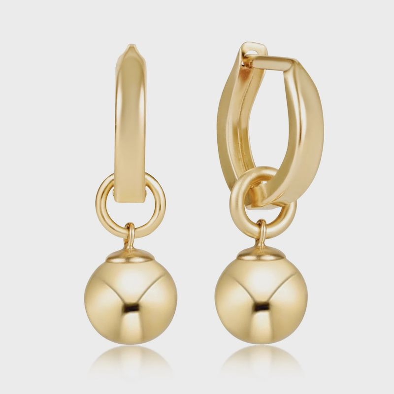 Huggie Gold 0.5" Hoop-Classic Gold 8mm Charm