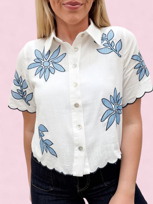 THML Short Sleeve Floral Embroidered Top