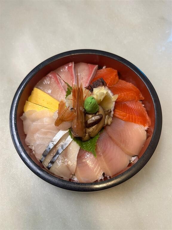 Deluxe Chirashi