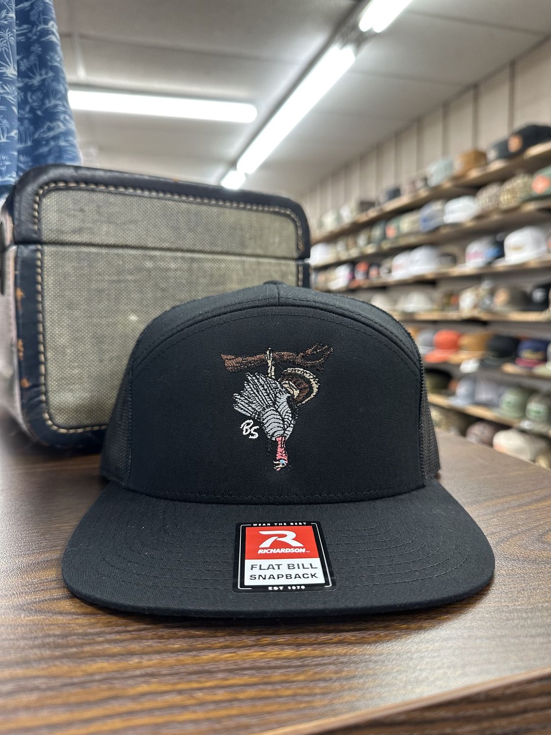 Hanging Tom 7 Panel Hat - Solid Black