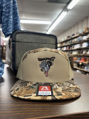 Hangin&#39; Tom &amp; Panel Hat - Realtree Advantage