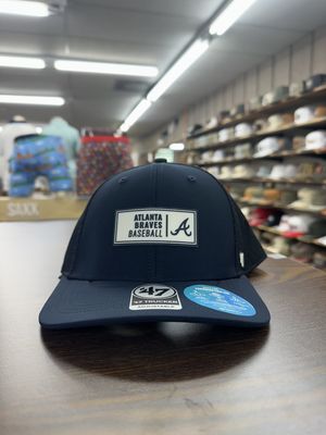 ATLANTA BRAVES NAVY CYPHER 47 TRUCKER
