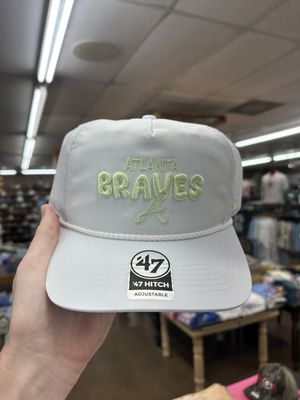 ATLANTA BRAVES WHITE BRIGHT SIDE 47 HITCH HAT - NEON