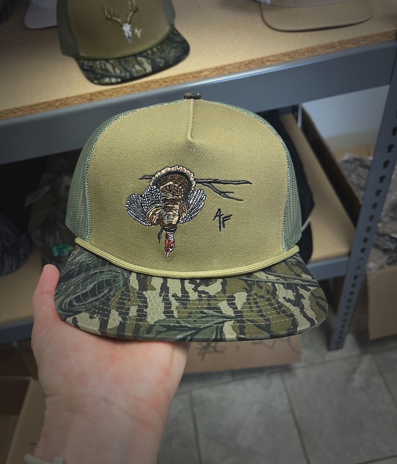 Limb Hanger Rope Trucker Hat -Tree Stand Camo