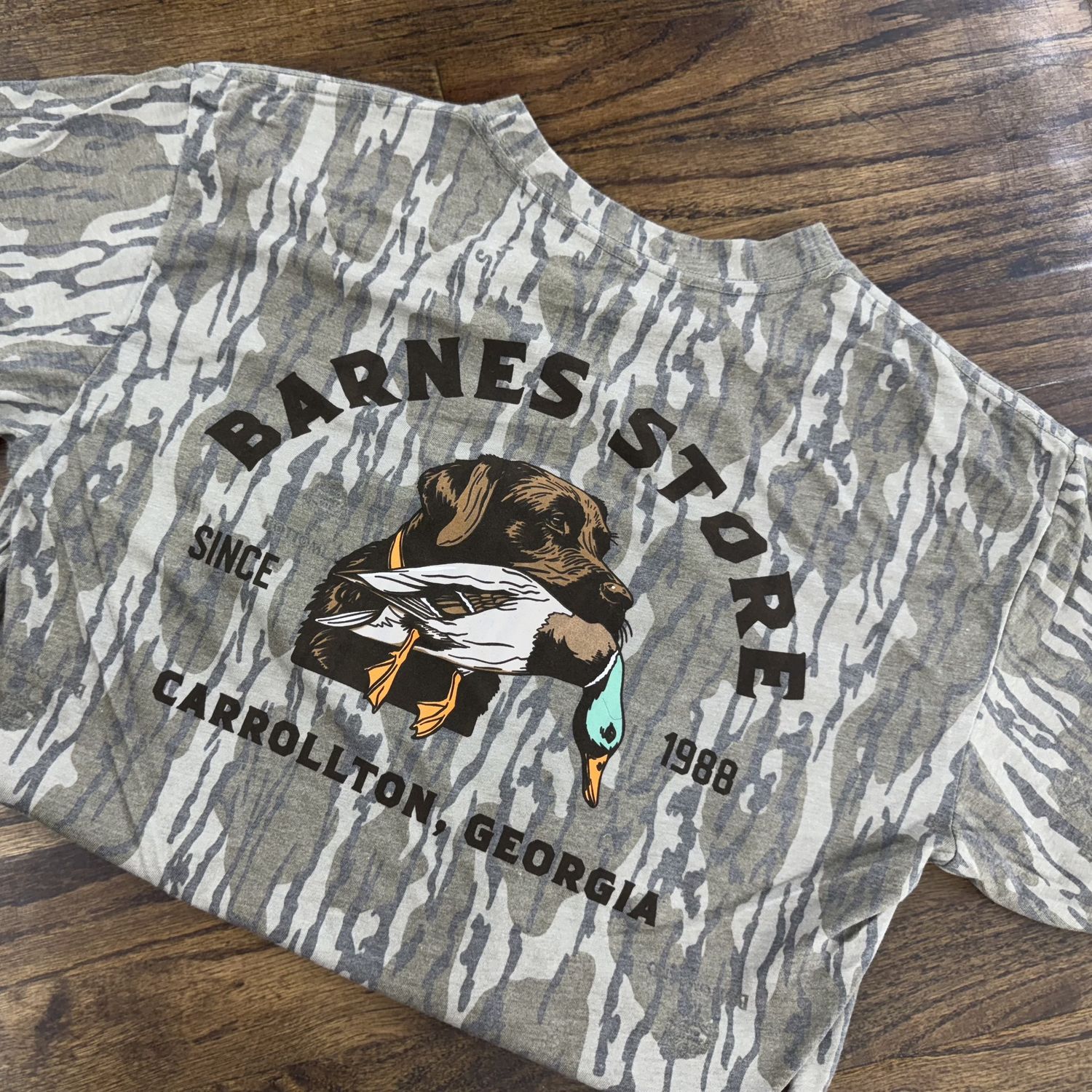 Mossy Oak Chocolate Lab &amp; Mallard SS T-Shirt, Color: Bottomland, Size: SML