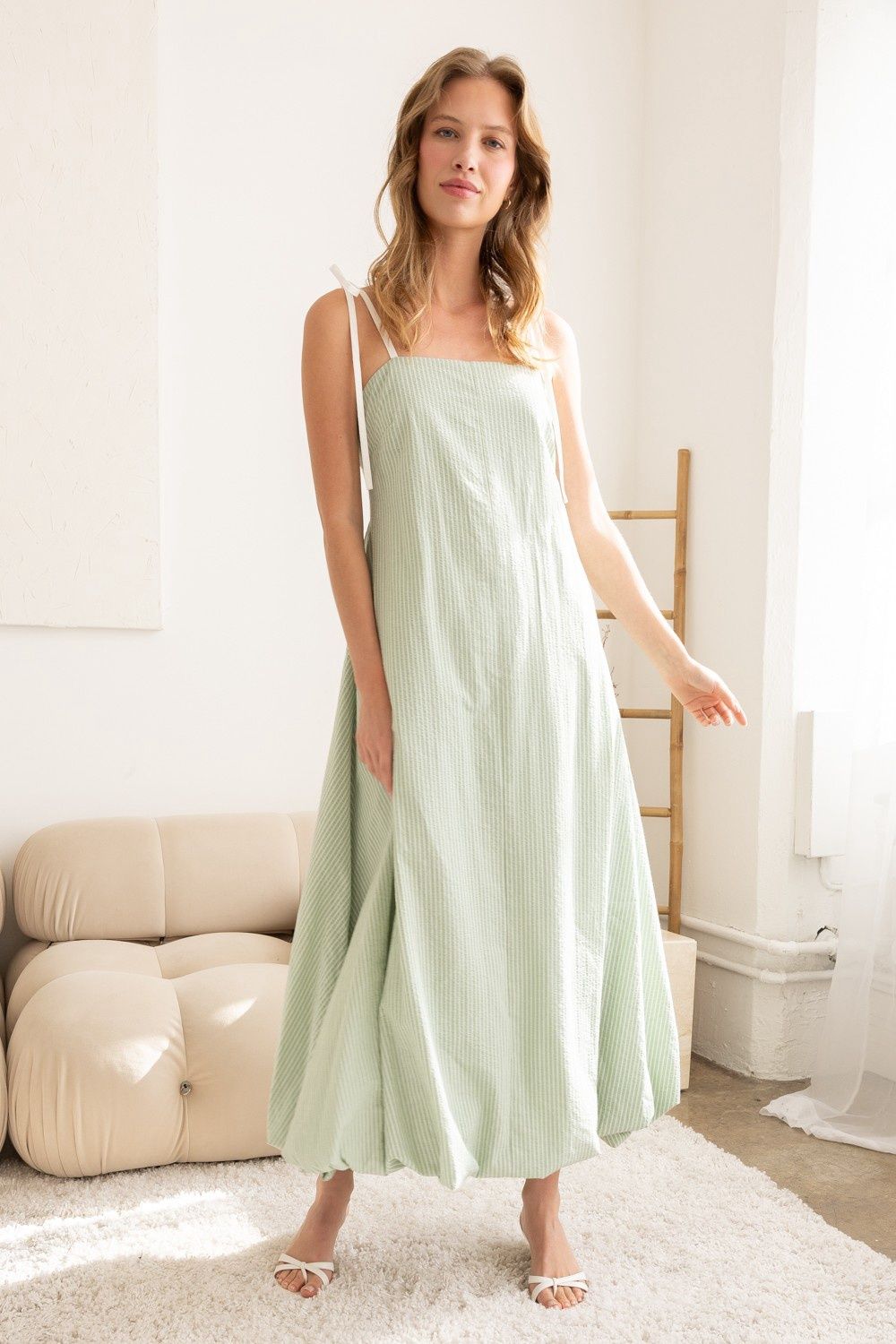 Take Off Bubble Hem Midi Dress