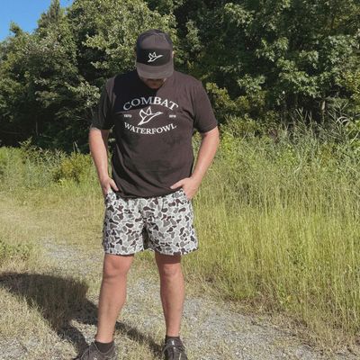 5.5&quot; Men&#39;s Volley Short - Helmand Camo