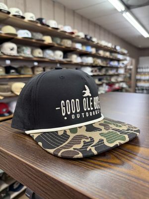 Duck Arched Tan Rope Hat Black Camo