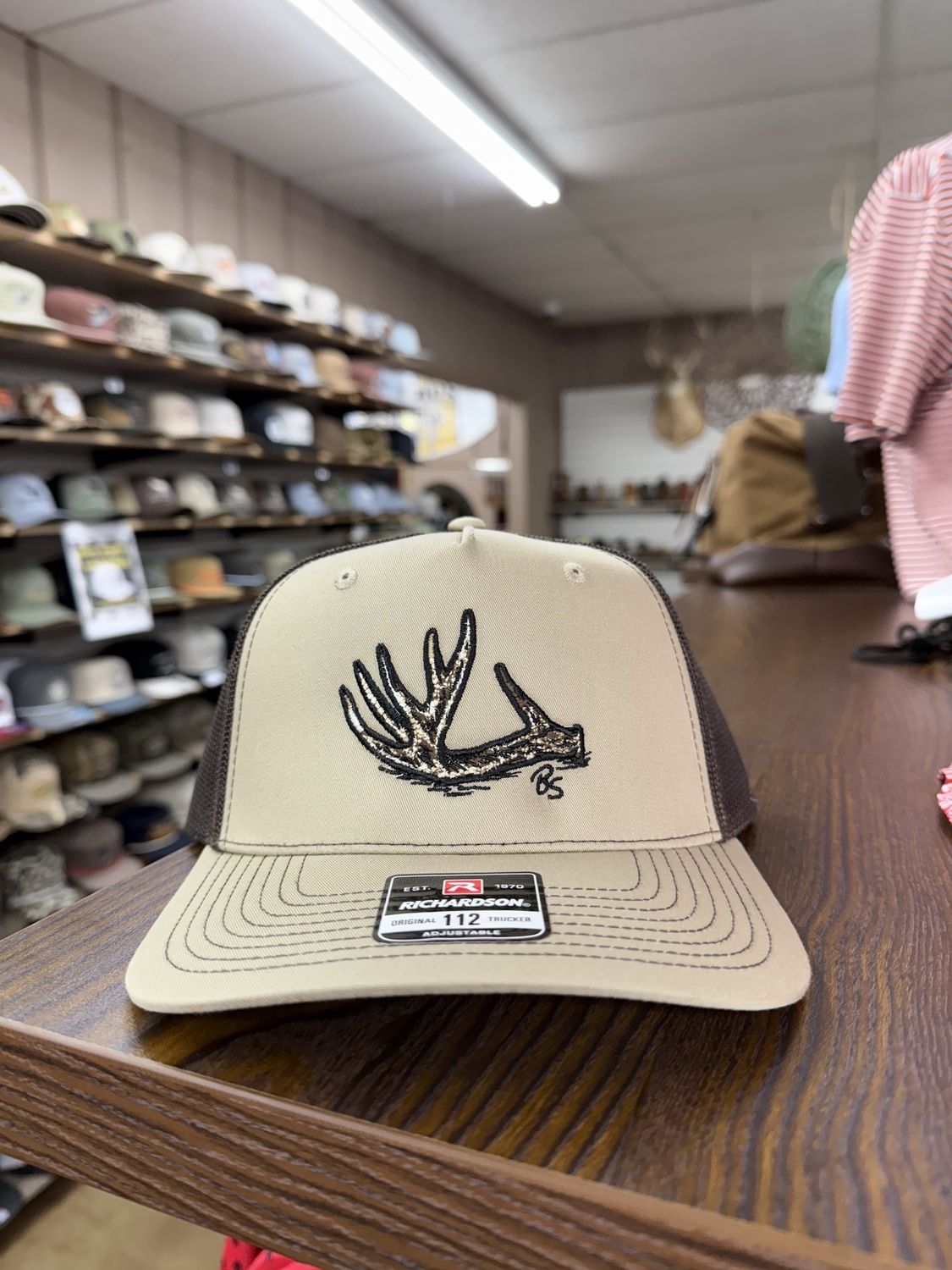 Antler Shed High Pro Trucker Hat - Khaki/Coffee