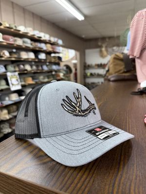 Antler Shed Youth Trucker Hat - Heather Grey/Black