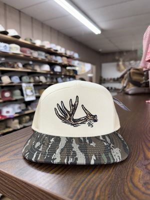 Antler Shed 7 Panel Hat - Cream/Realtree Original