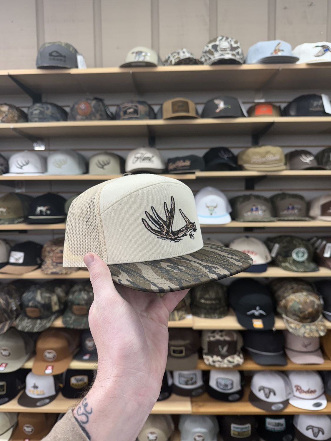 Antler Shed 7 Panel Hat - Mossy Oak Bottomland
