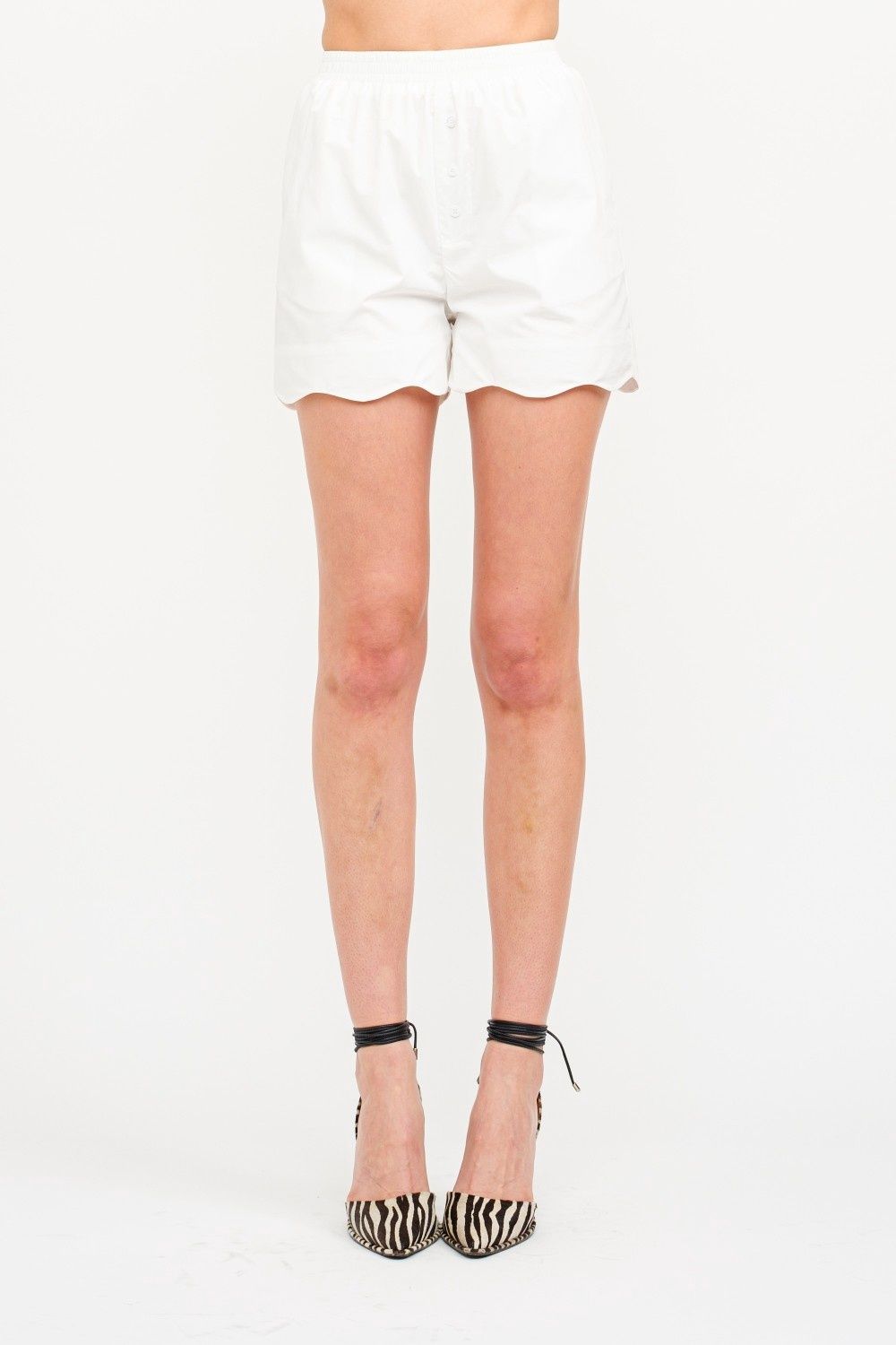 Kalila Scallop Shorts, Color: Off White, Size: XSM