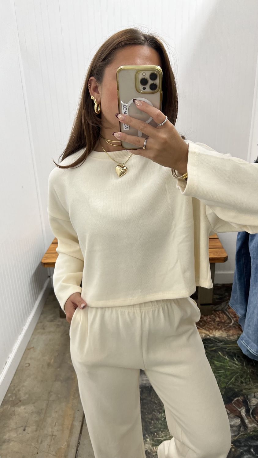 Relaxed Stay Crewneck LS Top