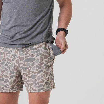 5.5'' Everyday Short - Classic Deer Camo - Grey Pocket