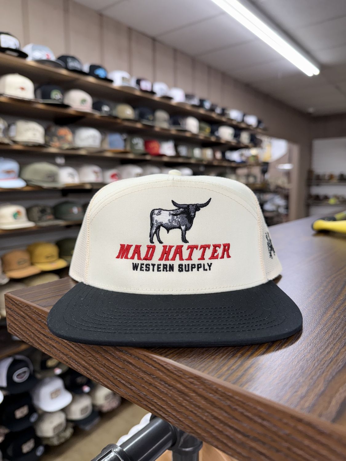 MHC Bull 7 Panel Hat - Black/Natural