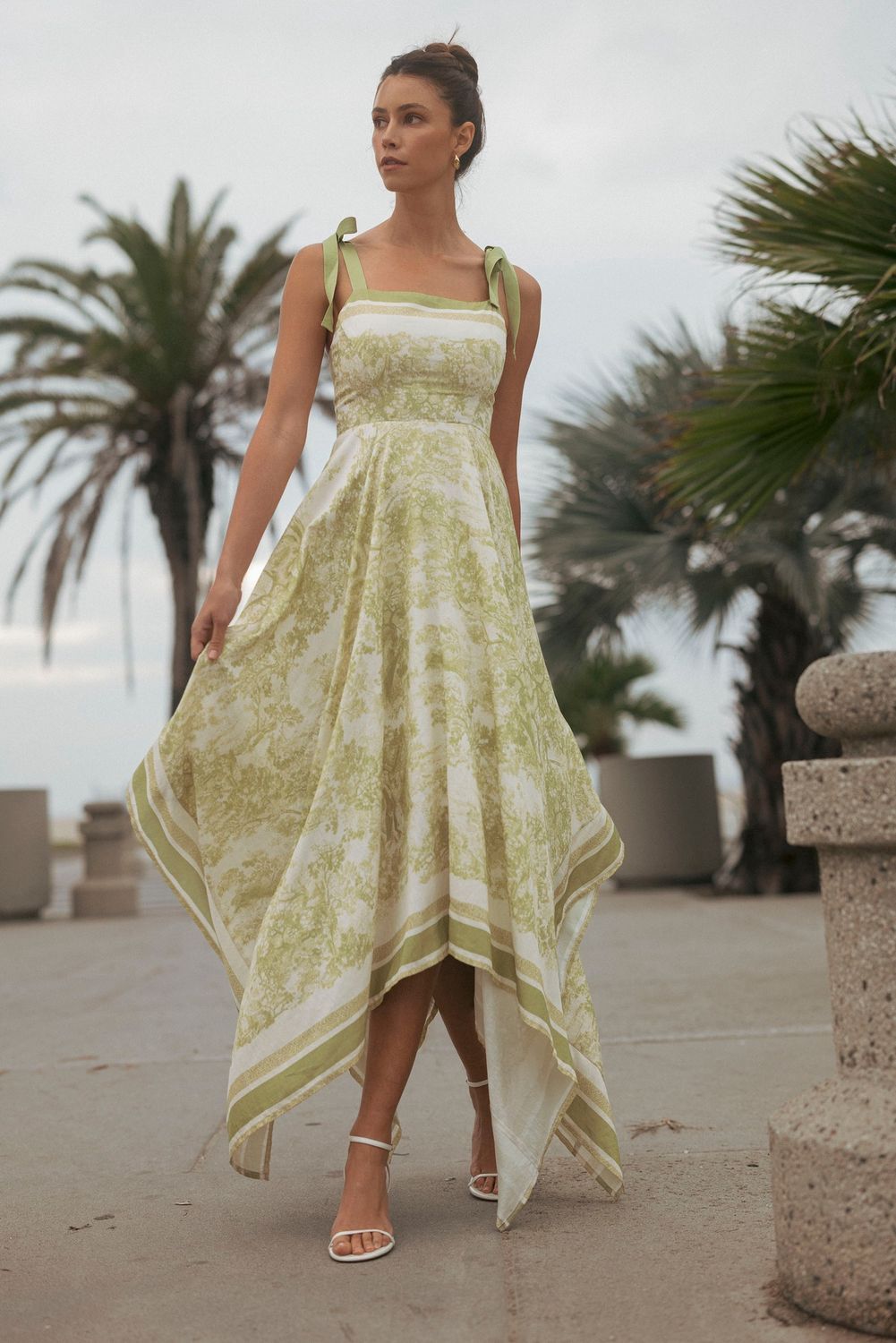 Like It Is Sleeveless Midi Dress - Kiwi