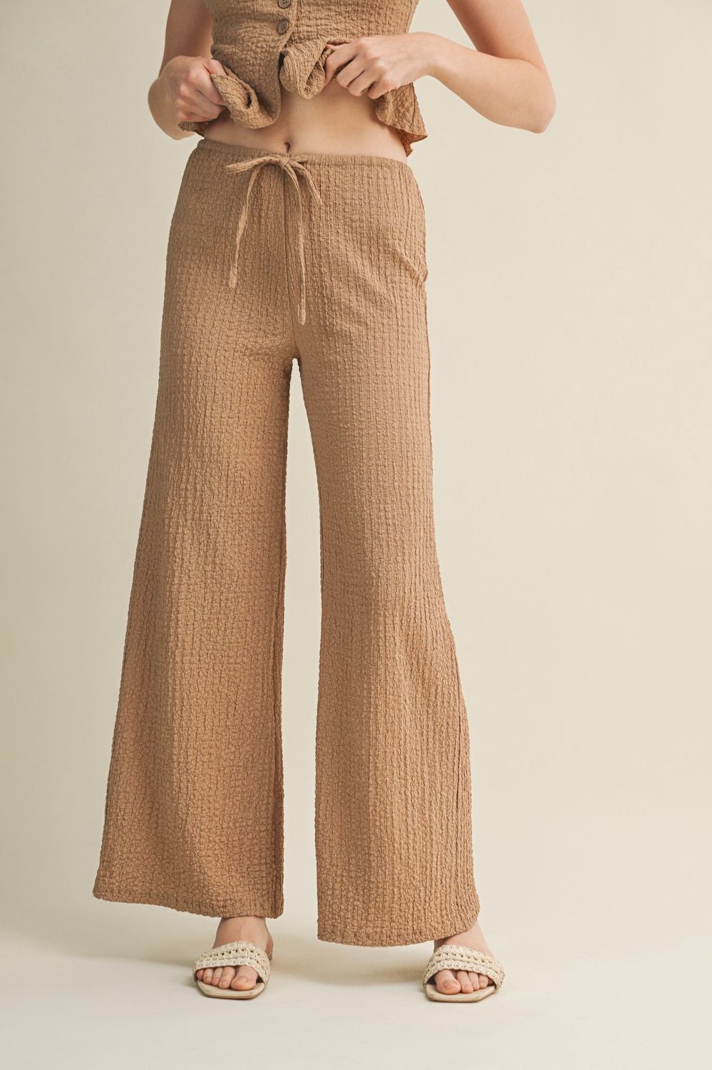 Go There Crinkle Pants - Latte