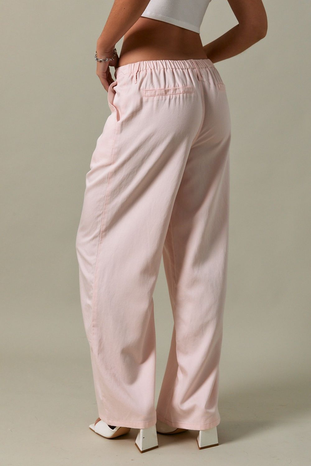 Love It Low Rise Pleated Pants - Light Pink