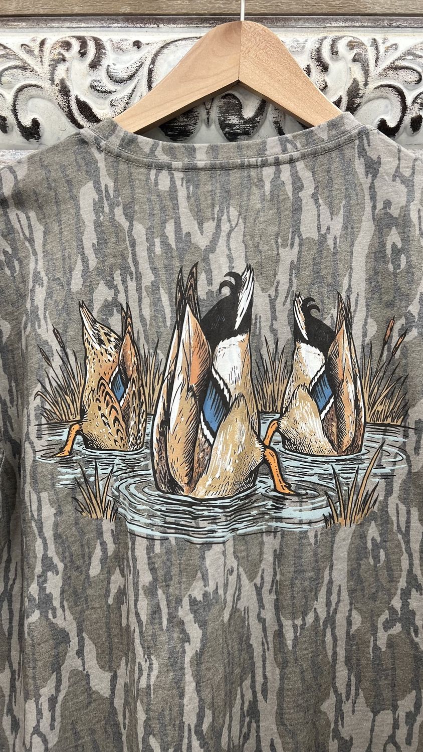 Feeding Time Short Sleeve Tee - Bottomland