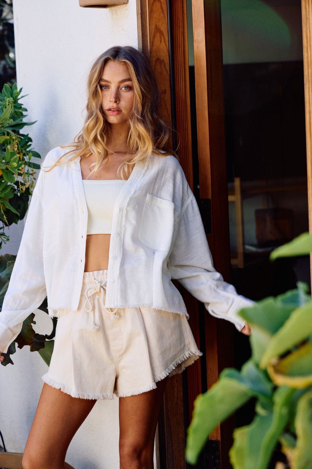 Lace Trim Long Sleeve Top W/ Edge Detail - White