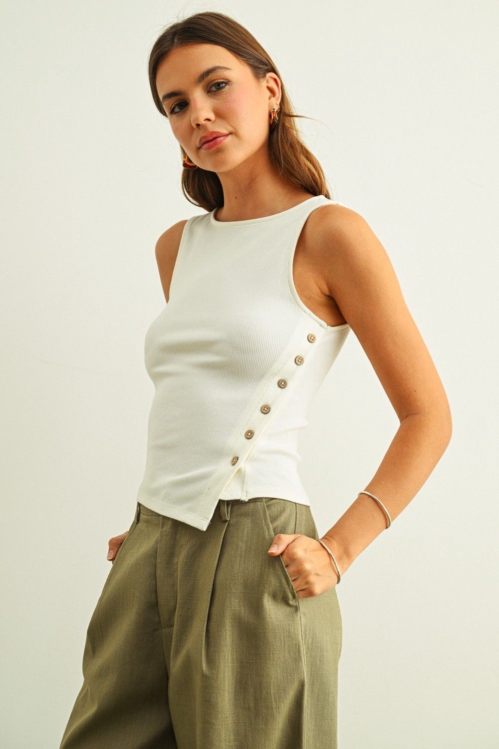 Ribbed Sleeveless Side Button Top - Cream