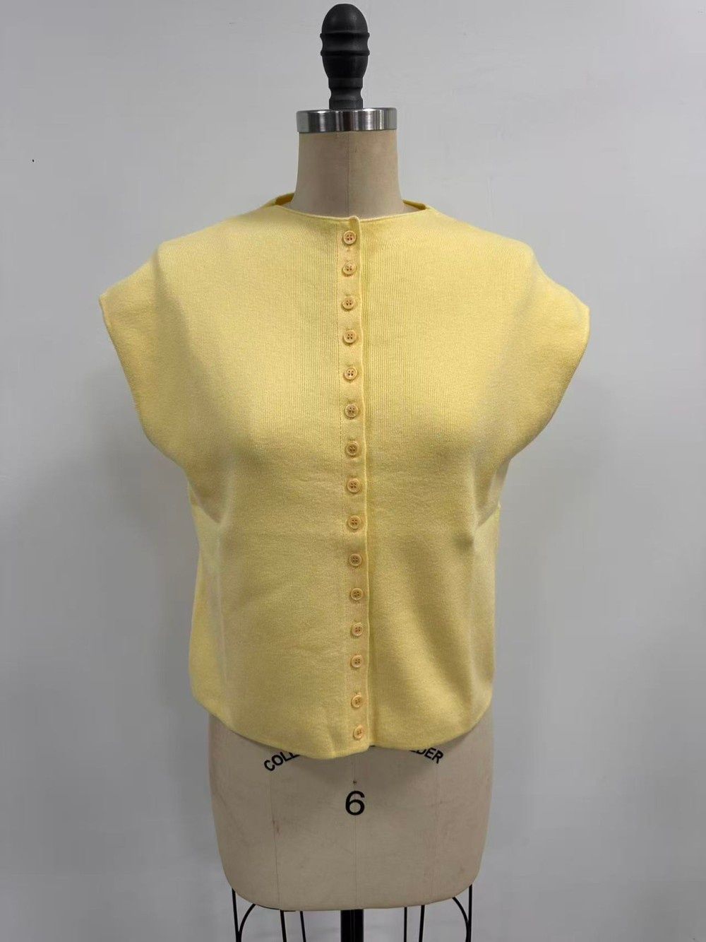 Down To Earth Short Sleeve Button Top - Lemon