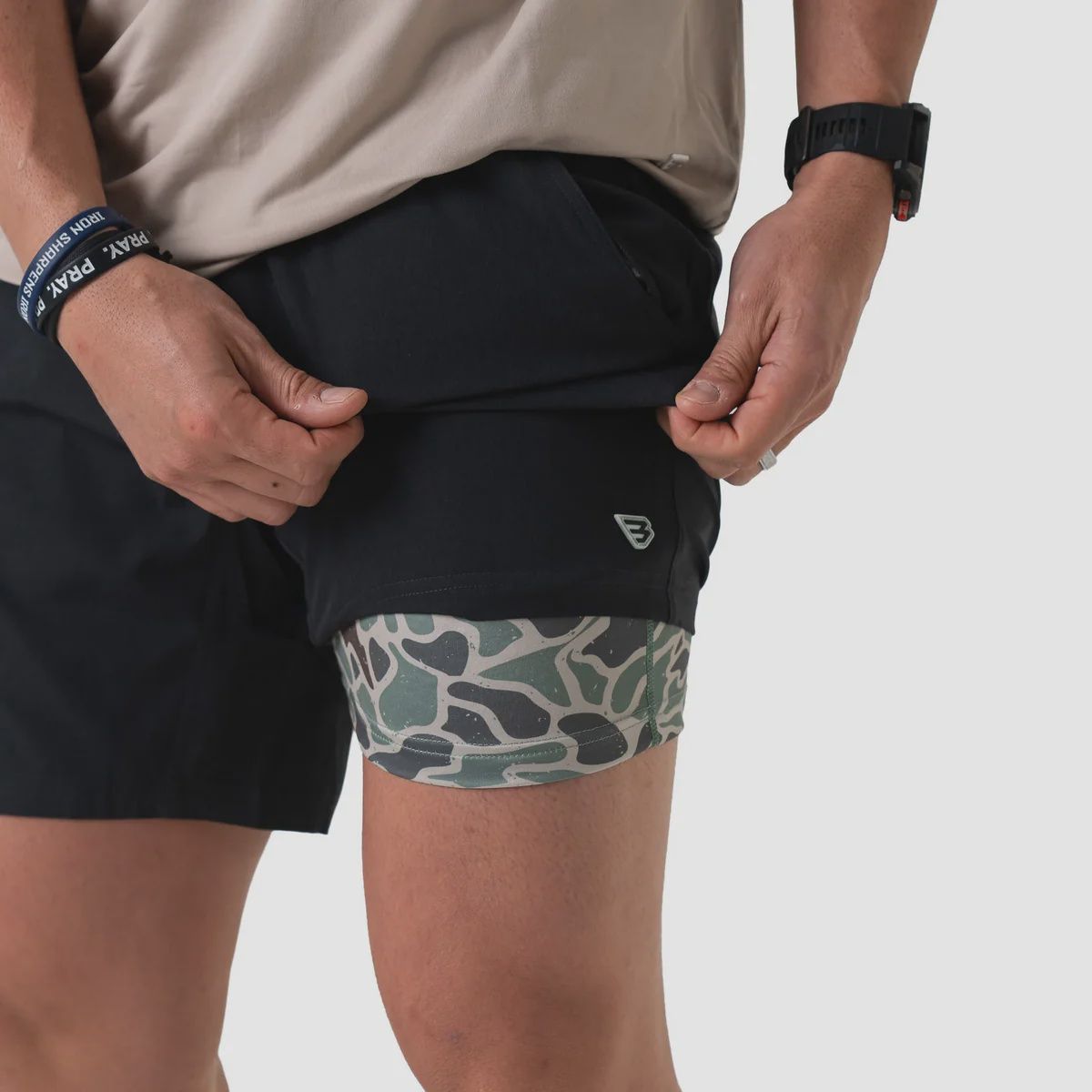 5.5" Athletic Short - Heather Black - Retro Duck Camo Liner