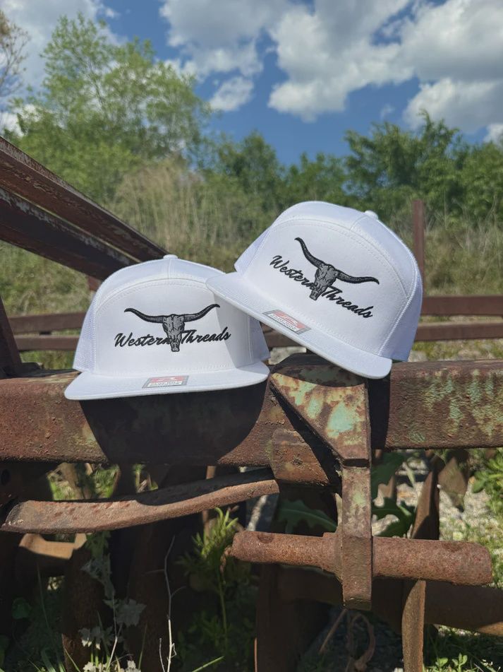 Bull N Horns 7 Panel Hat - White
