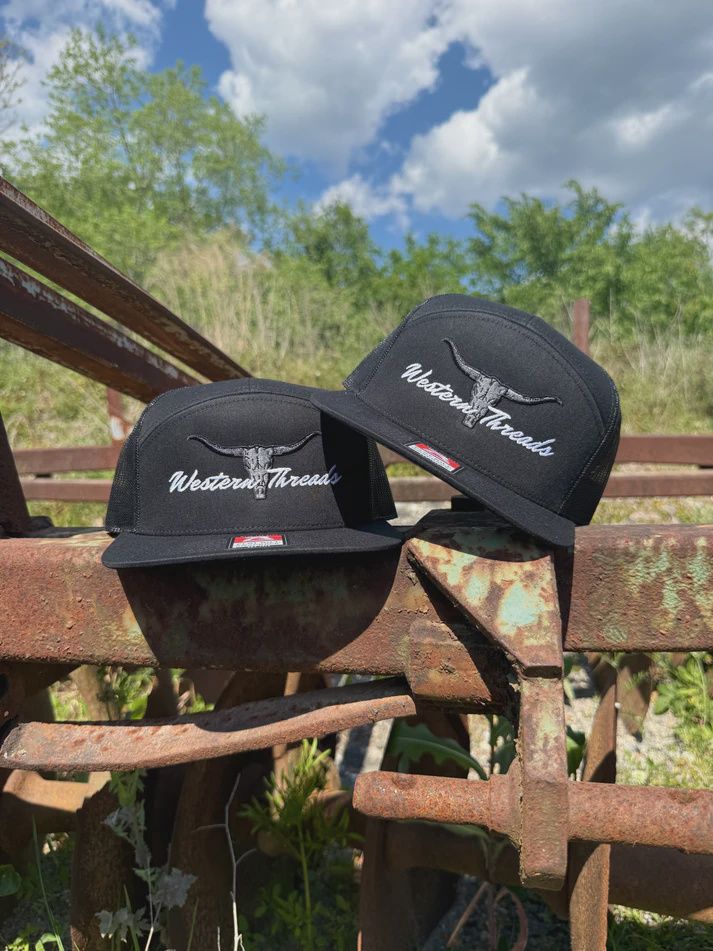 Bull N Horns 7 Panel Hat - Black