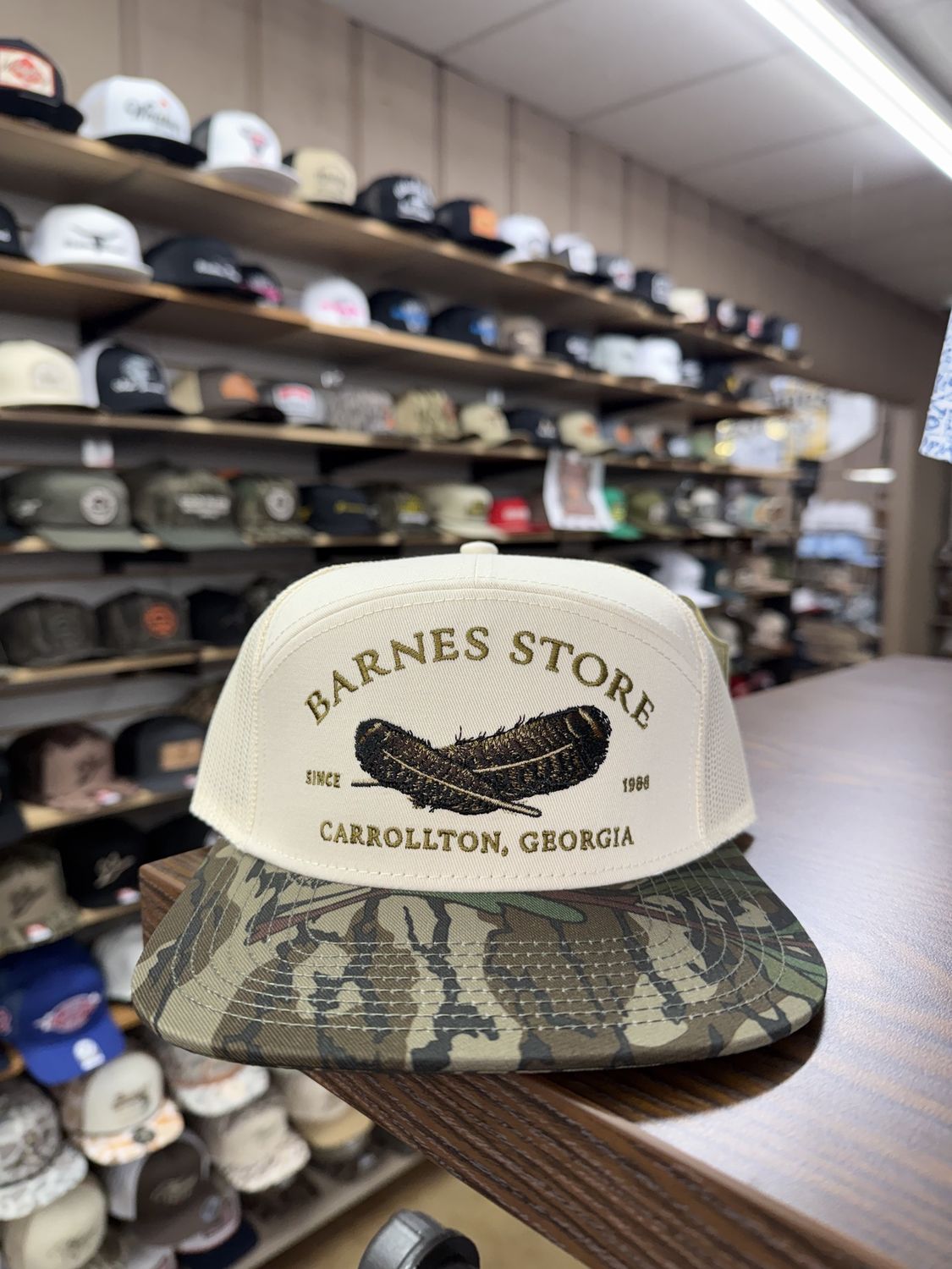 Turkey Feather 7 Panel Hat - Cream/Greenleaf