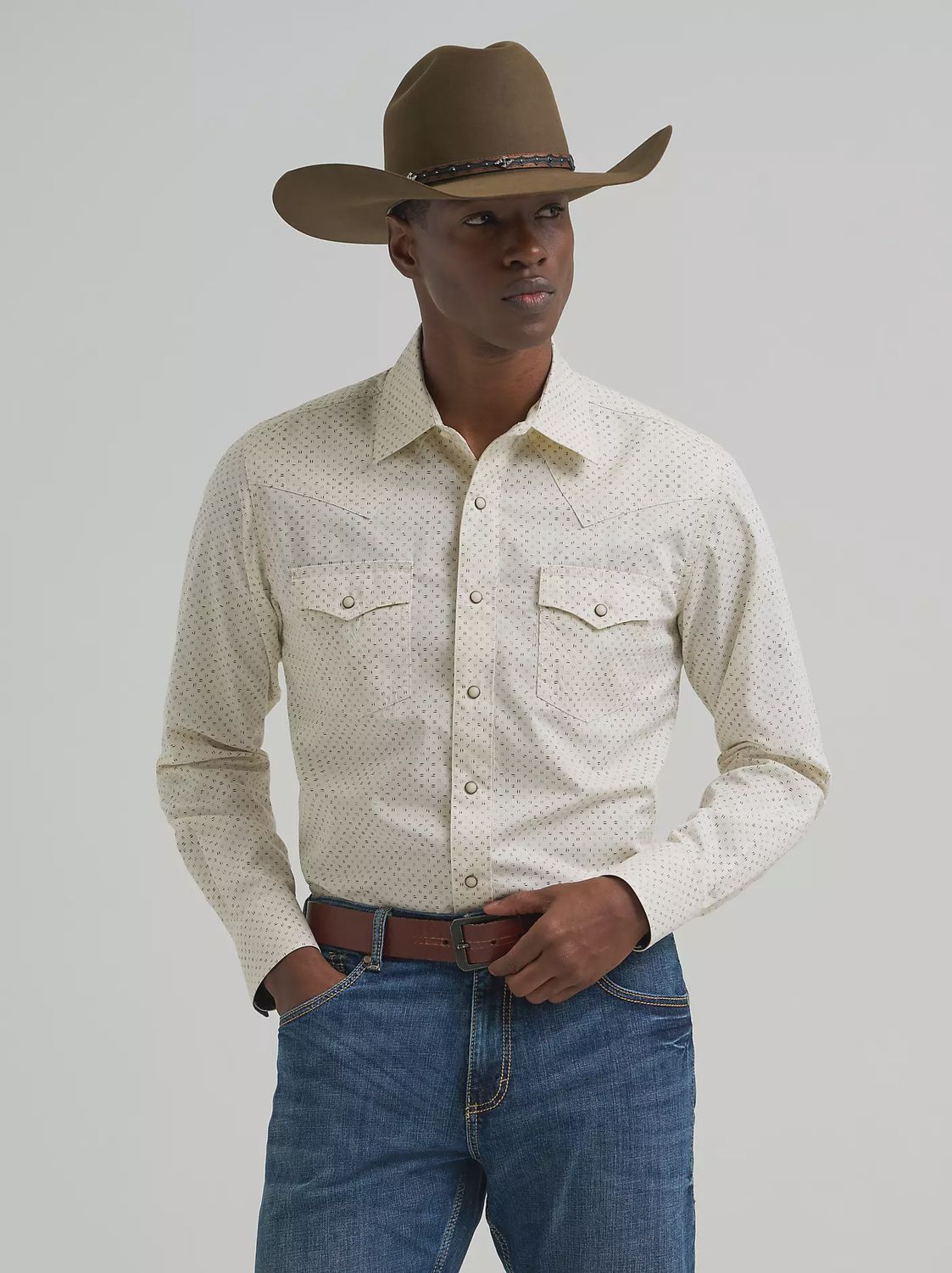 Wrangler Retro® Premium Long Sleeve Snap Shirt - Modern Fit - Ecru