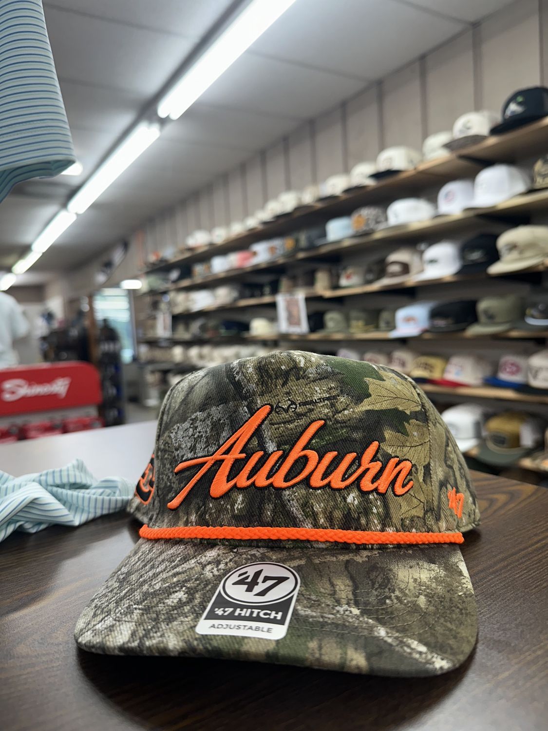 Auburn Tigers Realtree Apx Overhand Script 47 Hitch Hat