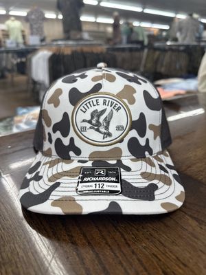 Flying Ducks Patch Trucker Hat - Duck Camo